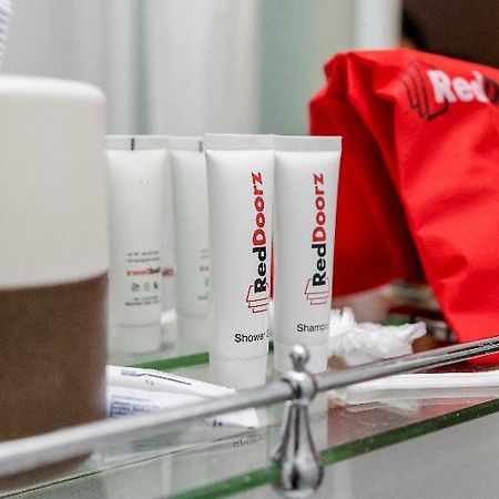 Reddoorz @ Kedonganan Jimbaran Hotell Eksteriør bilde